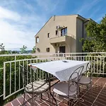 5863a Διαμέρισμα Sukošan